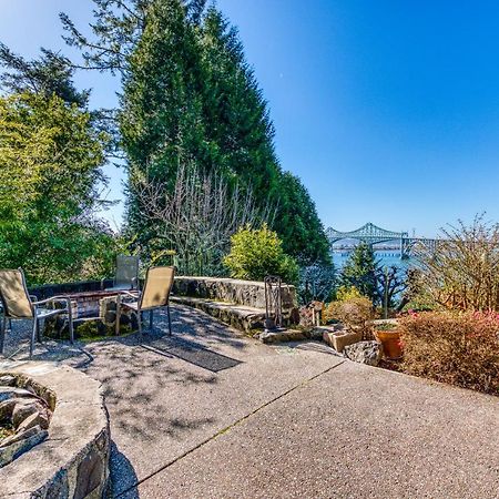 The Bridge And Balcony Villa North Bend Exterior photo